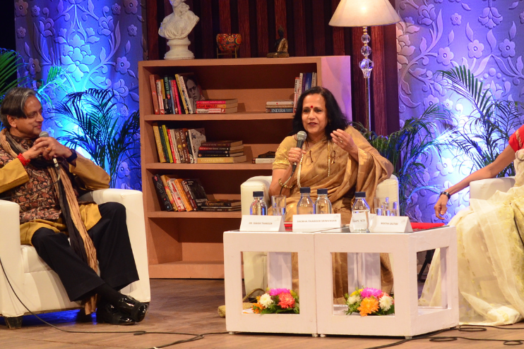 PKF-Tête-à-tea-Kolkata-with-the-Tharoors