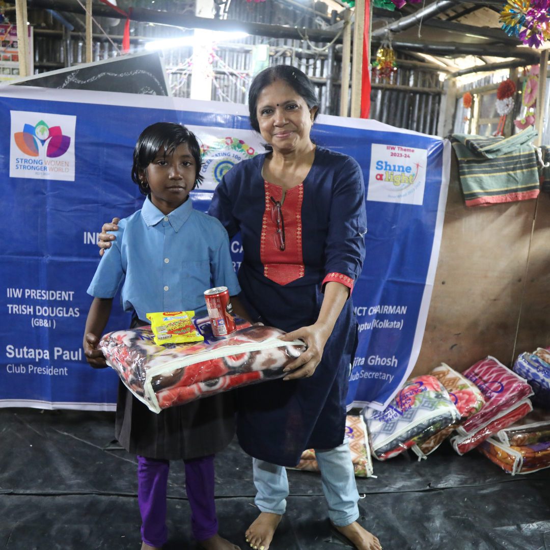 Prabha Khaitan Foundation - Humanitarian Aid - Food & Blanket Distribution