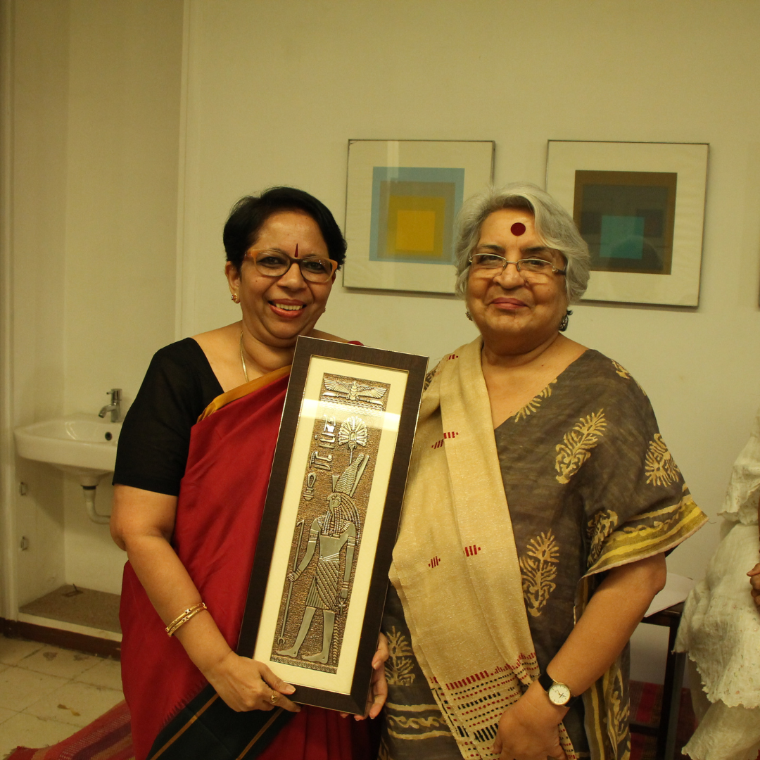 Prabha Khaitan Foundation - Local Crafts & Art - Ahmedabad - Author Sundari Venkatraman