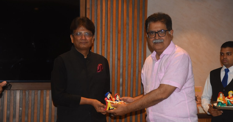 Kalam Ghaziabad Ashutosh Agnihotri Felicitation Sanjeev Paliwal