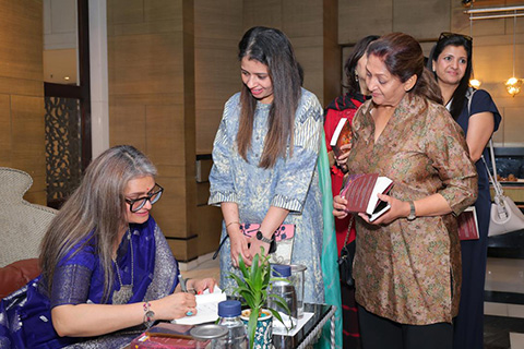 The Write Circle Agra with Priyanka Sharma Kaintura Book Signing
