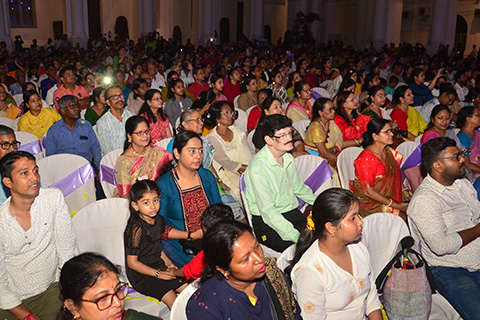 Vasant Utsav Kolkata 2026 Audience